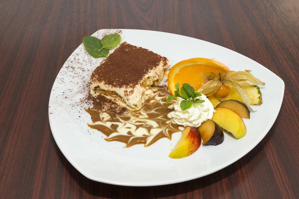 Hotel Boddenhus Garni ツィングシュト エクステリア 写真
