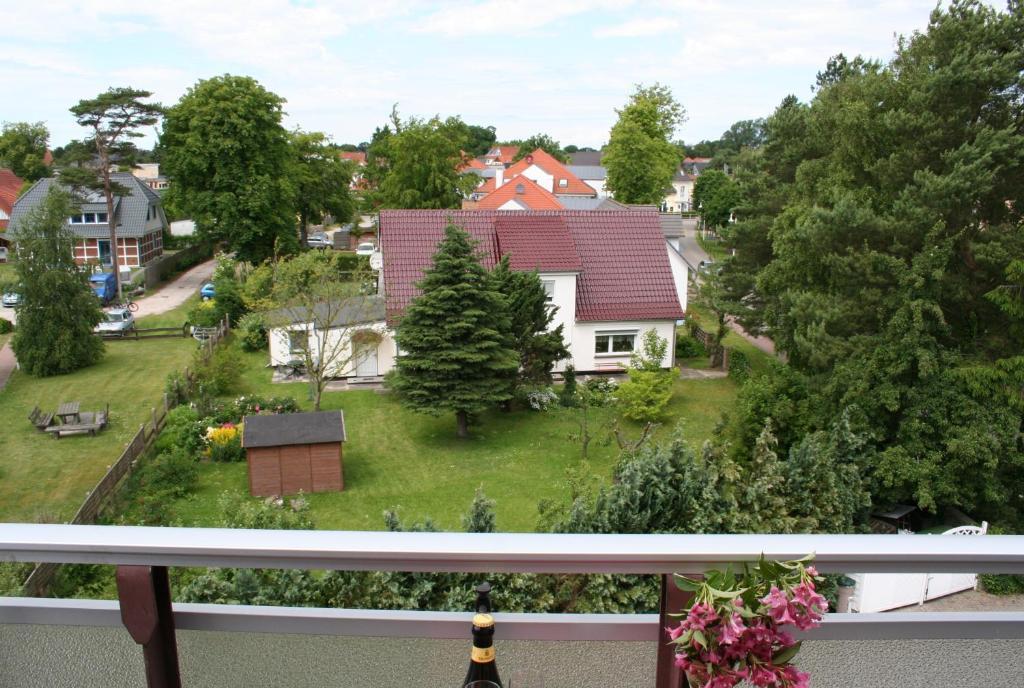 Hotel Boddenhus Garni ツィングシュト エクステリア 写真